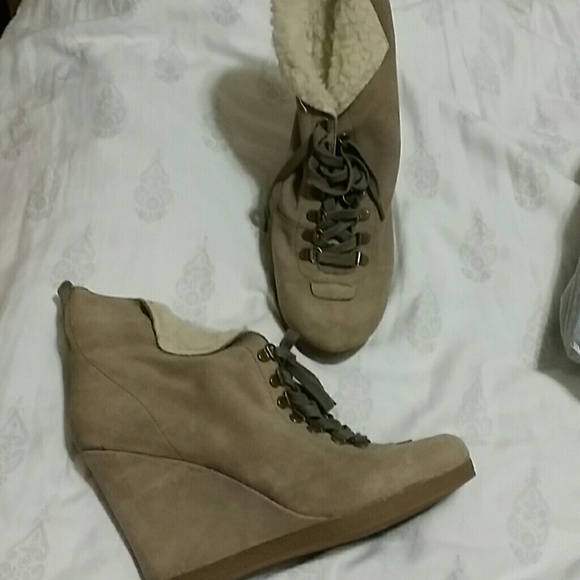 Fur boot wedges