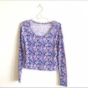 Beautiful light violet & blue floral crop top!