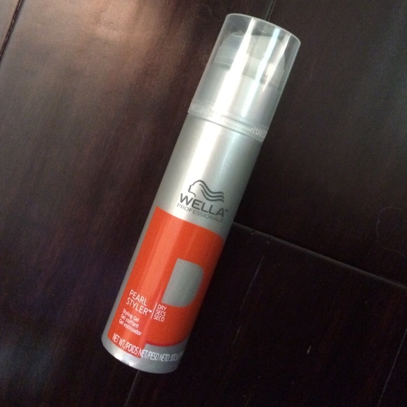 Wells Pearl Style Styling Gel