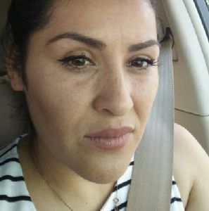 Meet your Posher, Cinthia