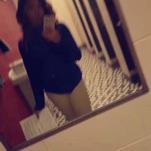 Meet your Posher, Lizzie