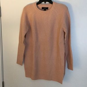 Forever 21 blush pink side-slit sweater. Size SM