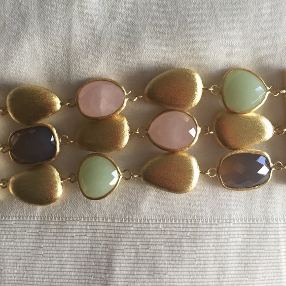 Brand new Rivka Friedman 18k gold toggle bracelet - Picture 2 of 3