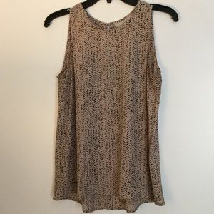 Loft tan and black sleeveless shell top. Size SM