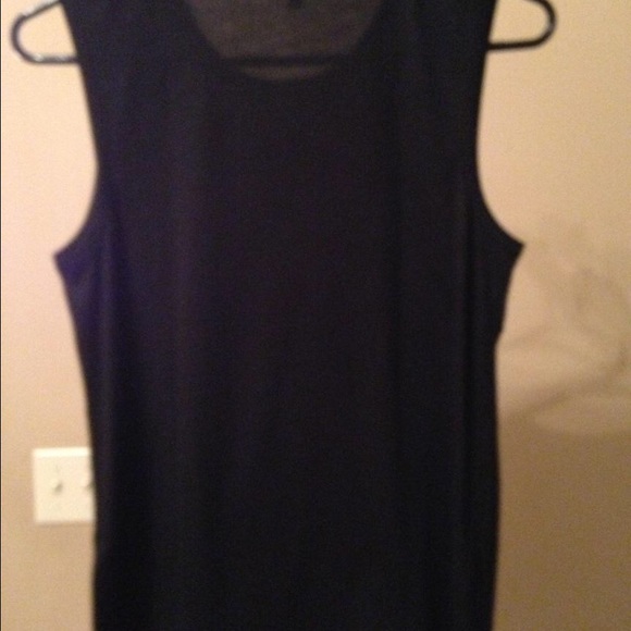 Express sleeveless shirt - Picture 2 of 5
