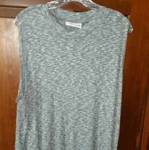 Sleeveless turtleneck blouse