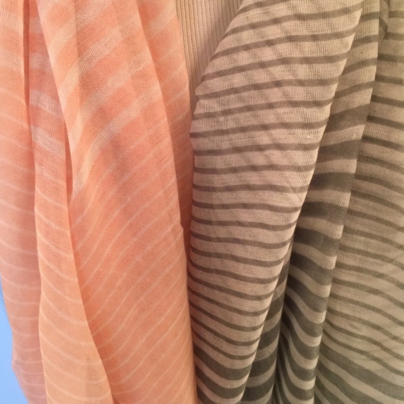 Colorblock pastel stripe scarf - Picture 2 of 3