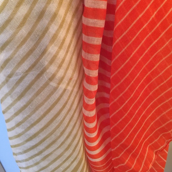 Colorblock Primary color stripe scarf - Picture 3 of 4