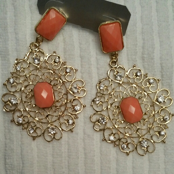 NEW CORAL EARRINGS