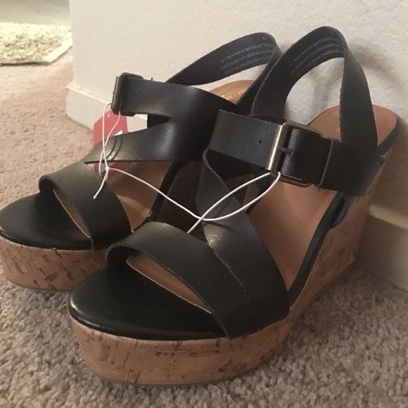 Women's Black Wedge Shoes