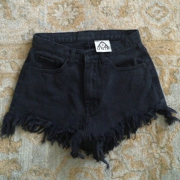 UNIF Bab Shorts