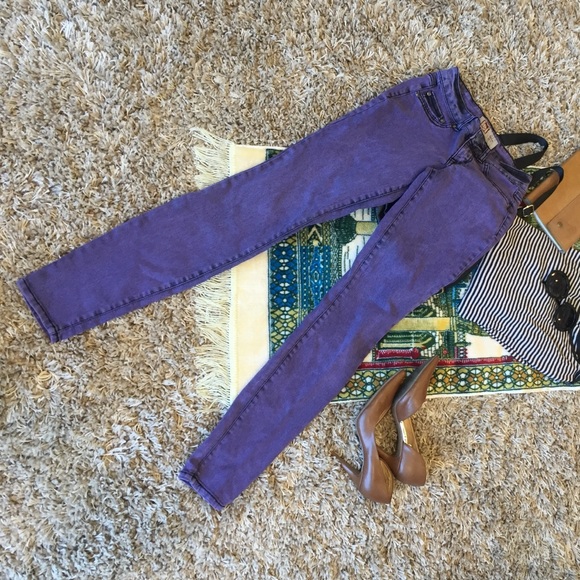 • Lavender Purple Grunge Skinny Jeans • - Picture 2 of 4