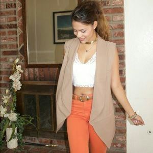 NEW SLEEVELESS Taupe long vest