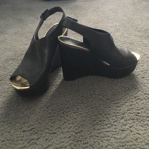 N by Nicole Miller Black Wedges