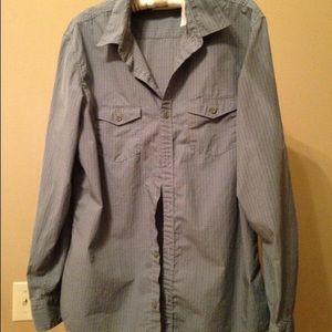 Calvin Klein collared botton-down