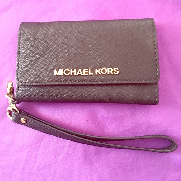 Michael Kors IPhone 5s Wallet Case - Picture 1 of 3