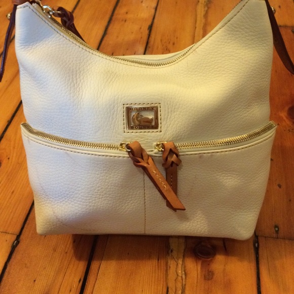 Dooney & Bourke | Bags | Dooney Bourke Dillen Small Zipper  Dooney & Bourke Dillen Small Zipper Pocket Sac