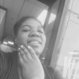 Meet your Posher, Rose edelaine