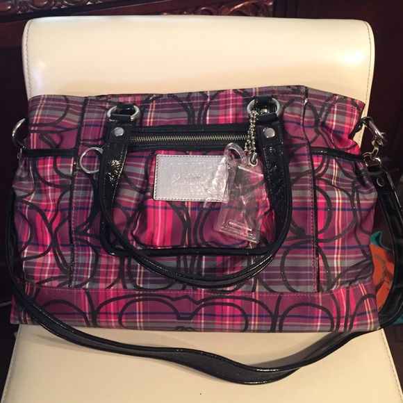 Coach Handbag! Berry Tartain Plaid Poppy! Auth!!!