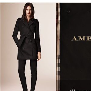 Burberry Kensington Trenchcoat