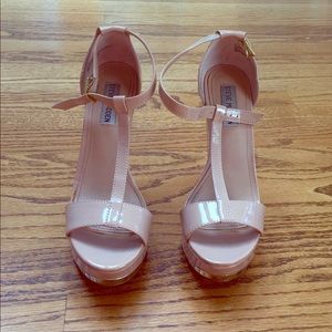 Steve Madden Xtrime Tan Wedge Platform Sandal