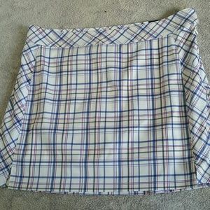 PRICE DROP!!!! NWT IZOD GOLF SKORT