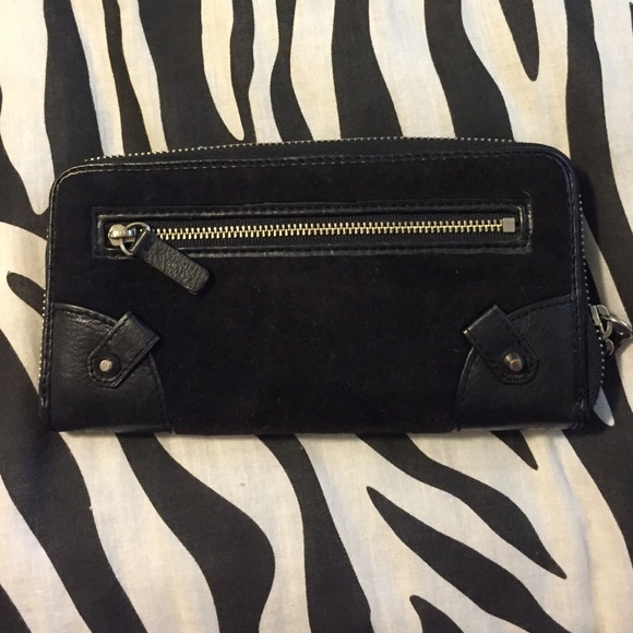 Juicy Couture wallet - Picture 2 of 3