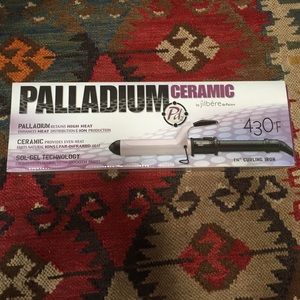 Palladium ceramic curling iron