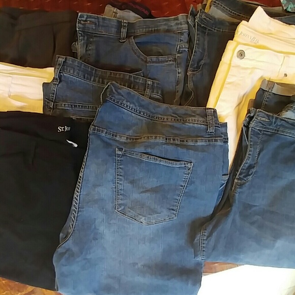 9 pair women's capris/dress pants/jeans