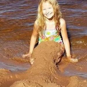 Meet your Posher, Staci