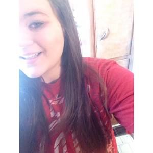 Meet your Posher, Lora