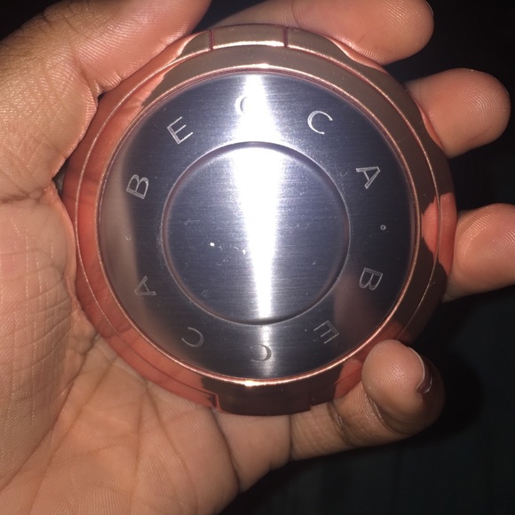 Becca blushed copper skin perfector