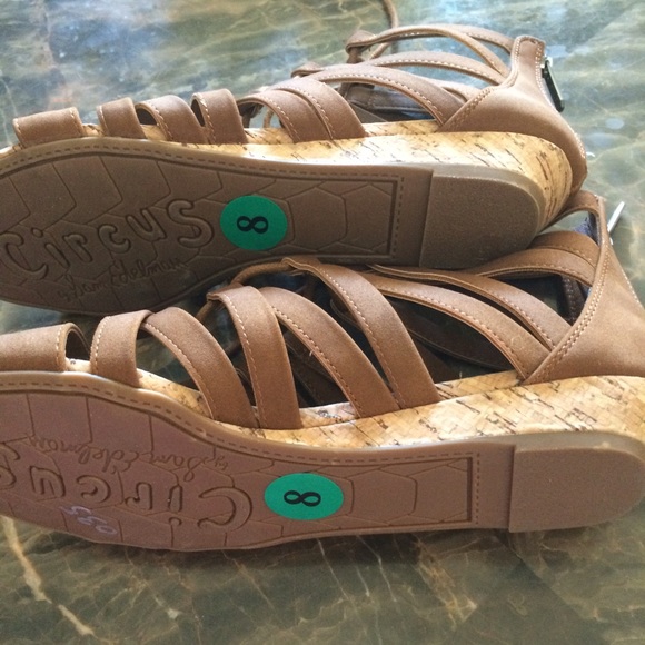 Circus by Sam Edelman gladiator sandals - Picture 4 of 4