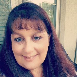 Meet your Posher, Stacey