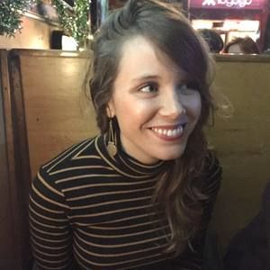 Meet your Posher, Alicia