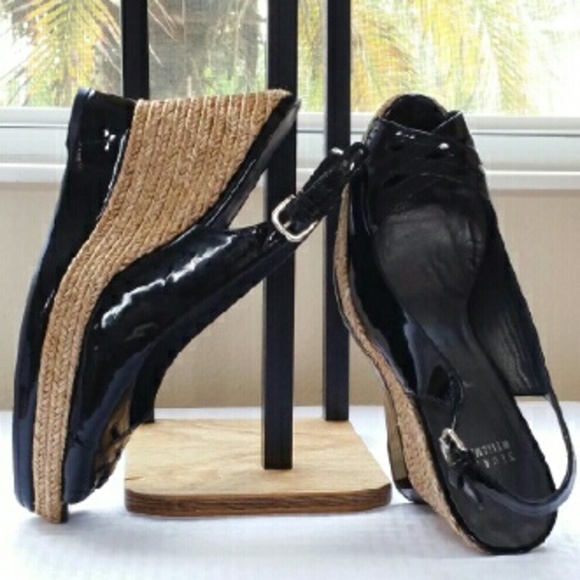 NWOT! Stuart Weitzman Wedge - Picture 2 of 4