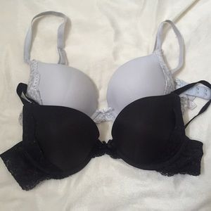 ❤️SALE❤️ TWO VS push up bras for one price!
