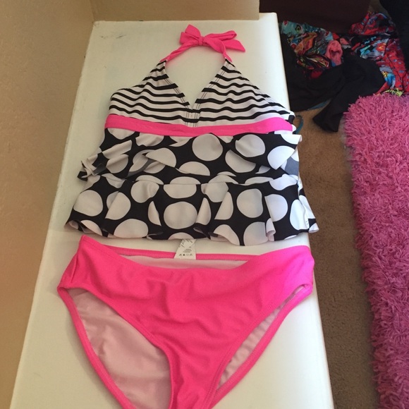 Swimsuits - Picture 1 of 1