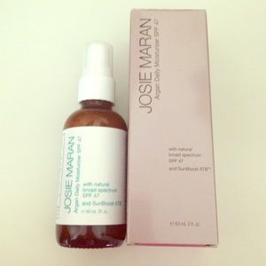 Josie Maran moisturizer *PRICE FIRM*
