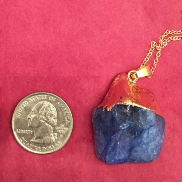 LAST 1! Blue Smoky Quartz Chunky Pendant W/ Chain - Picture 3 of 3