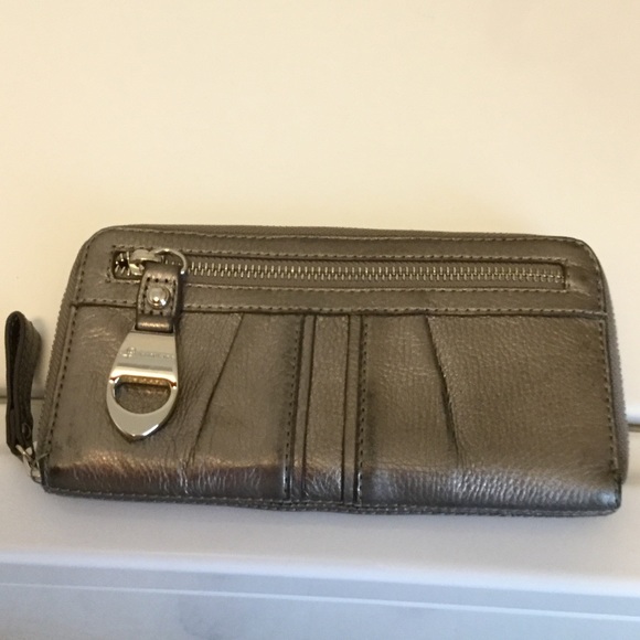 B Makowsky wallet