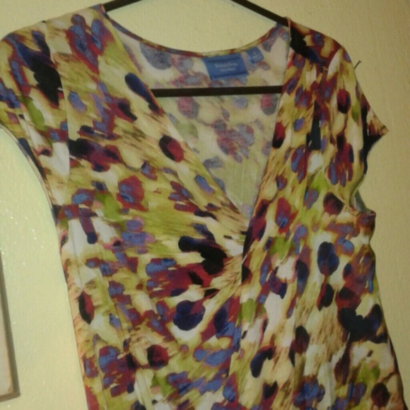 "Vera Wang " BLOUSE " WITH A SPLASH OF COLOR! - Picture 3 of 4