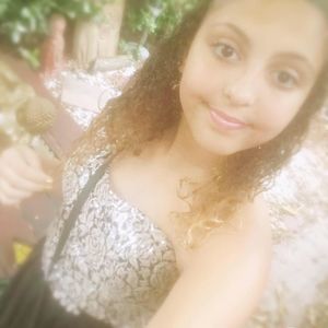 Meet your Posher, Zelaida