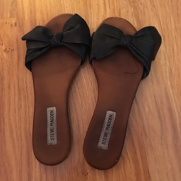 Black Steve Madden bow sandals
