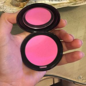 Stila Custom Color Blush in Self-Adjusting Pink