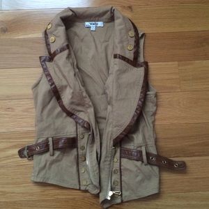 Brown sleeveless vest