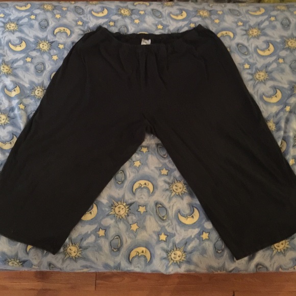 JMS 4x black Capri thin pants