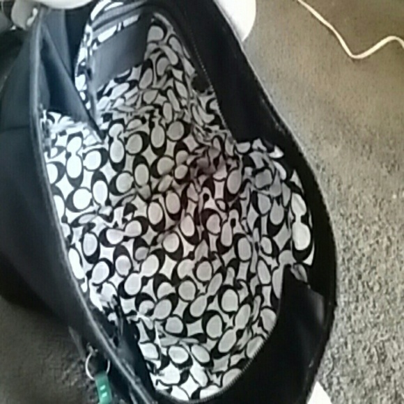 UFT - Picture 2 of 4