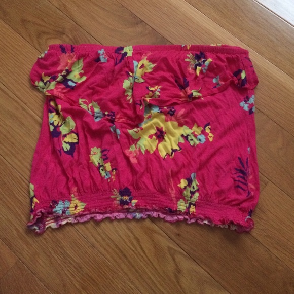 Strapless crop top