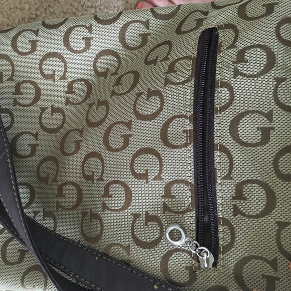 Guess bag - Picture 4 of 4